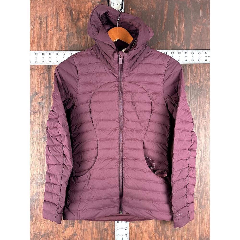 Lululemon athletica Pack It Down‎ Puffer Jacket Coat Maroon Womens 2 + Carry Bag